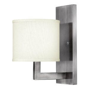 Kinkiet srebrny Hampton 1xE27x60W wym:30,5×17,1×22,9cm IP20 Hinkley 835314 Kinkiet srebrny Hampton 1xE27x60W wym:30,5×17,1×22,9cm IP20 Hinkley 835314