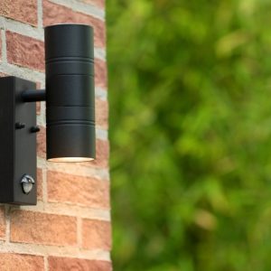 Kinkiet zewnętrzny z czujnikiem ruchu czarny ARNE-LED 2xGU10x5W IP44 Lucide 1017148 Kinkiet zewnętrzny z czujnikiem ruchu czarny ARNE-LED 2xGU10x5W IP44 Lucide 1017148