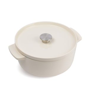 KitchenAid Garnek żeliwny Cast Iron 26cm 5,2l kremowy 989984 KitchenAid Garnek żeliwny Cast Iron 26cm 5,2l kremowy 989984